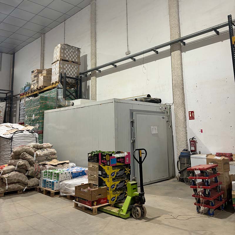 Entrega de patatas a clientes. Distribuidores al por mayor de patatas para el sector HORECA en Cataluña